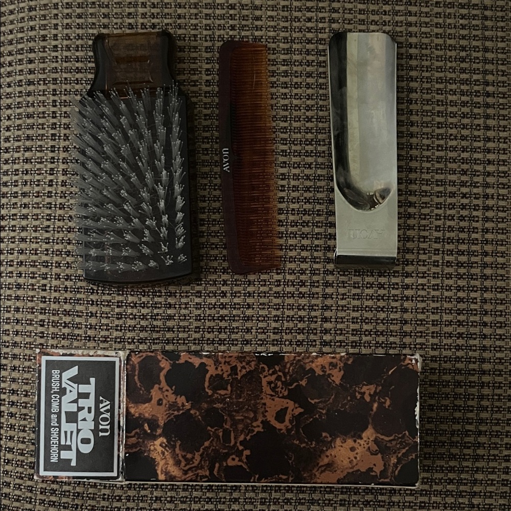 Avon Velvet Grooming Set with Brush, Comb, and Shoehorn